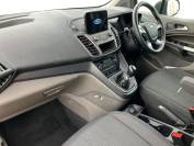 FORD TOURNEO CONNECT 2021 (21)