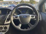 FORD FOCUS 2014 (64)