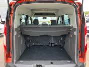 FORD TOURNEO CONNECT 2021 (21)