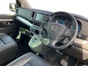 VAUXHALL VIVARO-LIFE 2023 (72)