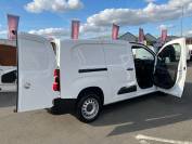 VAUXHALL COMBO CARGO 2021 (70)