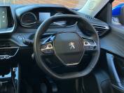 PEUGEOT 2008 2021 (21)