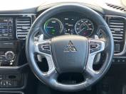 MITSUBISHI OUTLANDER 2017 (67)