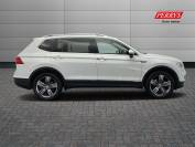 VOLKSWAGEN TIGUAN ALLSPACE 2020 (70)