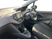 PEUGEOT 208 2019 (19)