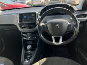 PEUGEOT 208 2019 (19)