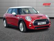 MINI HATCHBACK 2014 (64)