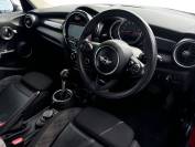 MINI HATCHBACK 2014 (64)