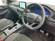 FORD KUGA 2023 (73)