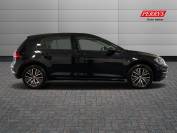 VOLKSWAGEN GOLF 2018 (68)