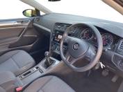 VOLKSWAGEN GOLF 2018 (18)