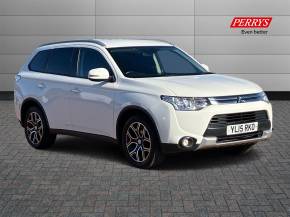 MITSUBISHI OUTLANDER 2015 (15) at Perrys Alfreton