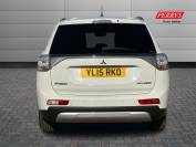 MITSUBISHI OUTLANDER 2015 (15)