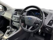 FORD FOCUS 2016 (16)