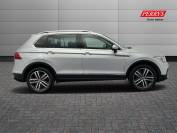 VOLKSWAGEN TIGUAN 2021 (71)