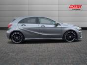 MERCEDES-BENZ A CLASS 2018 (18)