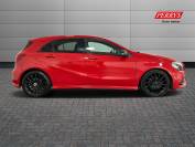 MERCEDES-BENZ A CLASS 2018 (18)