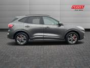 FORD KUGA 2022 (72)