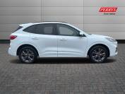 FORD KUGA 2022 (72)