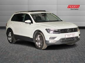 VOLKSWAGEN TIGUAN 2017 (17) at Perrys Alfreton