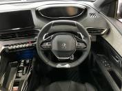 PEUGEOT 5008 SUV 2024 (74)