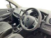 RENAULT CLIO 2019 (68)