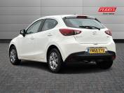 MAZDA 2 2016 (66)