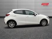 MAZDA 2 2016 (66)