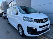 VAUXHALL VIVARO 2021 (21)