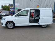 FORD TRANSIT CONNECT 2024 (E0056)