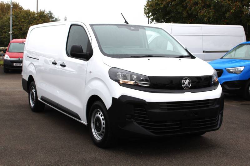 VAUXHALL VIVARO 2024 (74)