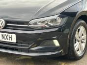 VOLKSWAGEN POLO 2019 (19)