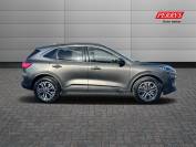 FORD KUGA 2022 (22)