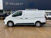 RENAULT TRAFIC 2019 (19)