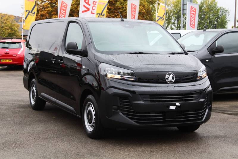 VAUXHALL VIVARO 2024 (74)