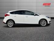 FORD FOCUS 2018 (67)