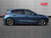 FORD FOCUS 2024 (24)