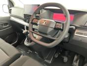 VAUXHALL VIVARO 2024 (74)