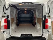 VAUXHALL VIVARO 2024 (74)