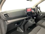 VAUXHALL VIVARO 2024 (74)