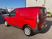 FORD TRANSIT COURIER 2024 (24)