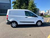 FORD TRANSIT COURIER 2019 (69)