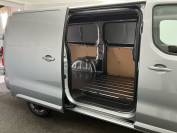 VAUXHALL VIVARO 2024 (74)