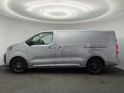 VAUXHALL VIVARO 2024 (74)