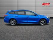 FORD FOCUS 2024 (24)