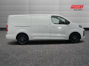 VAUXHALL VIVARO 2024 (74)