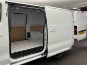 VAUXHALL VIVARO 2024 (74)