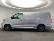 VAUXHALL VIVARO 2024 (74)