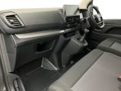 VAUXHALL VIVARO 2024 (74)