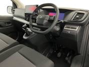 VAUXHALL VIVARO 2024 (74)